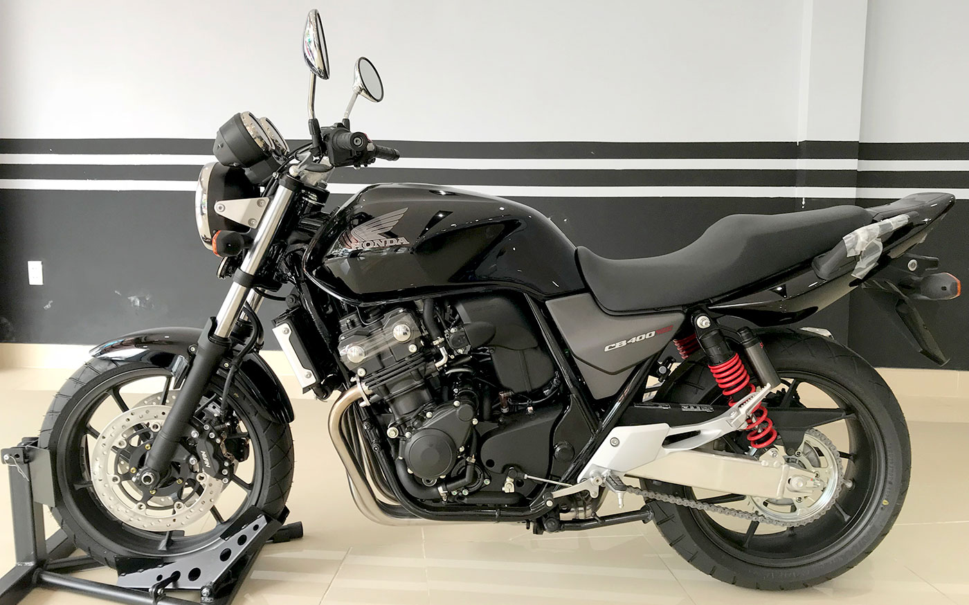Honda CB400SF 2018 màu đen