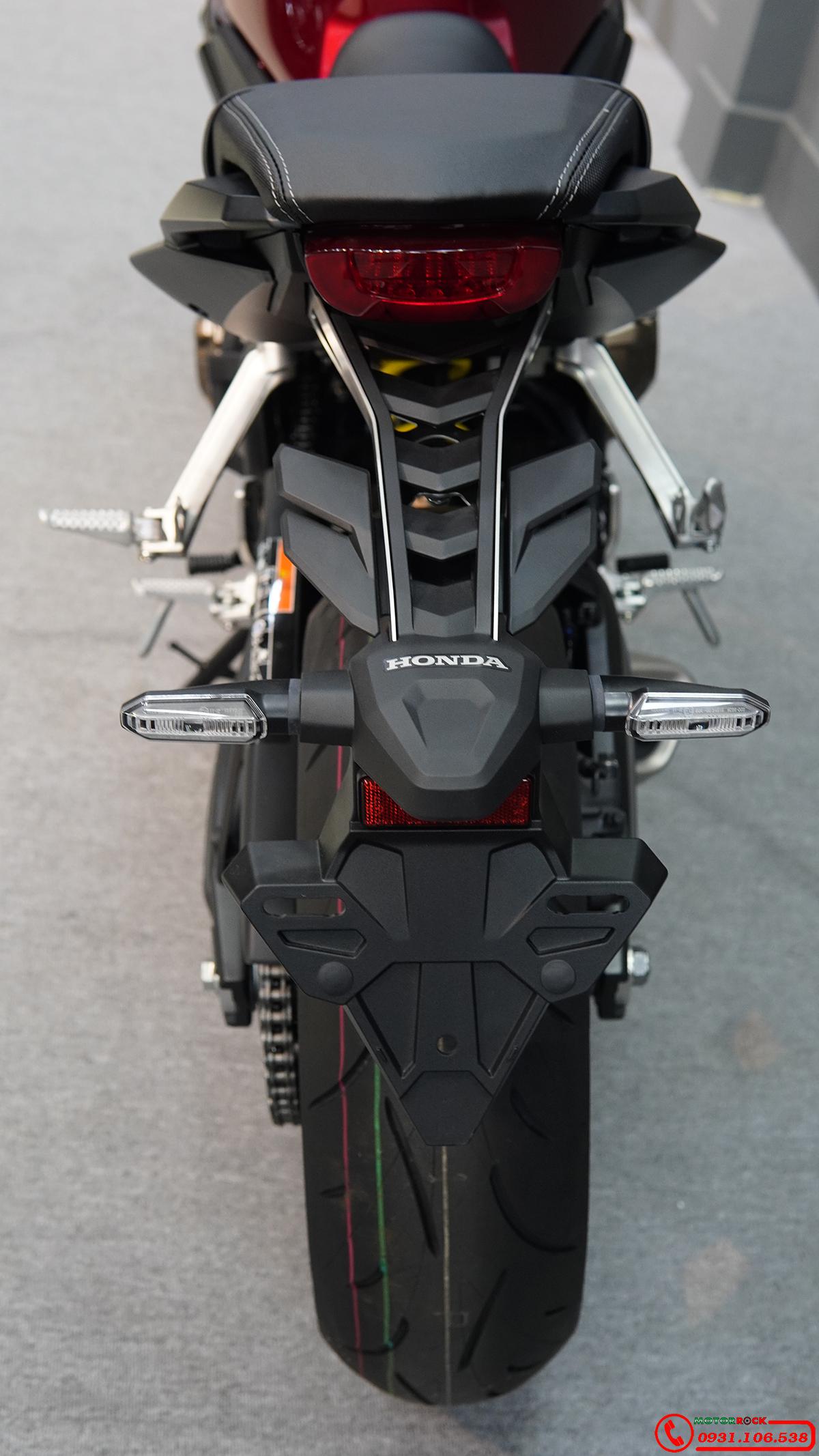 Honda CB650R 2023