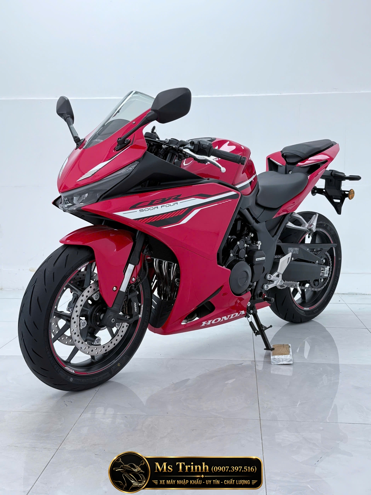 CBR500R Four 2026 màu đỏ nổi bật nhưng không cần phô trương CBR500R Four 2026 màu đỏ nổi bật nhưng không cần phô trương