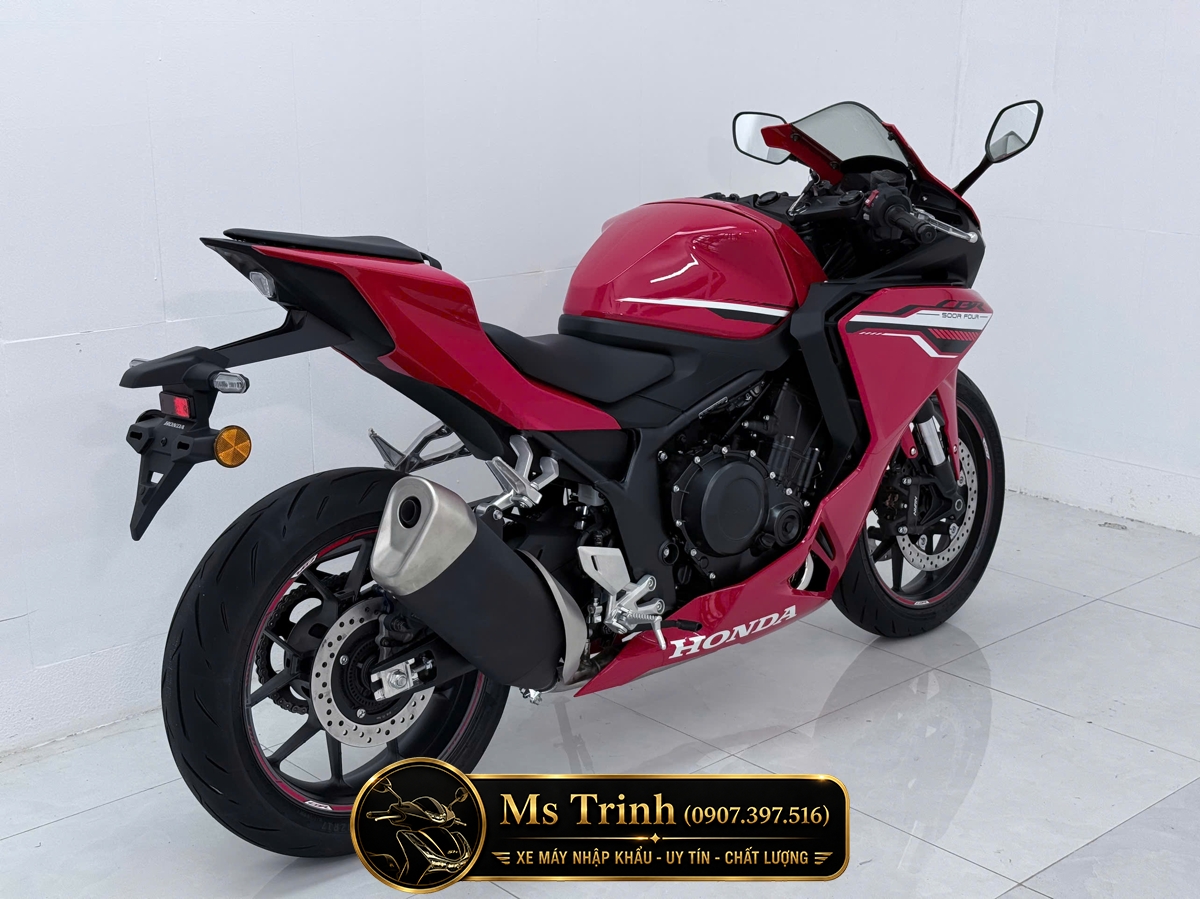 Đuôi xe Honda CBR500R Four 2026 gọn và sắc Đuôi xe Honda CBR500R Four 2026 gọn và sắc