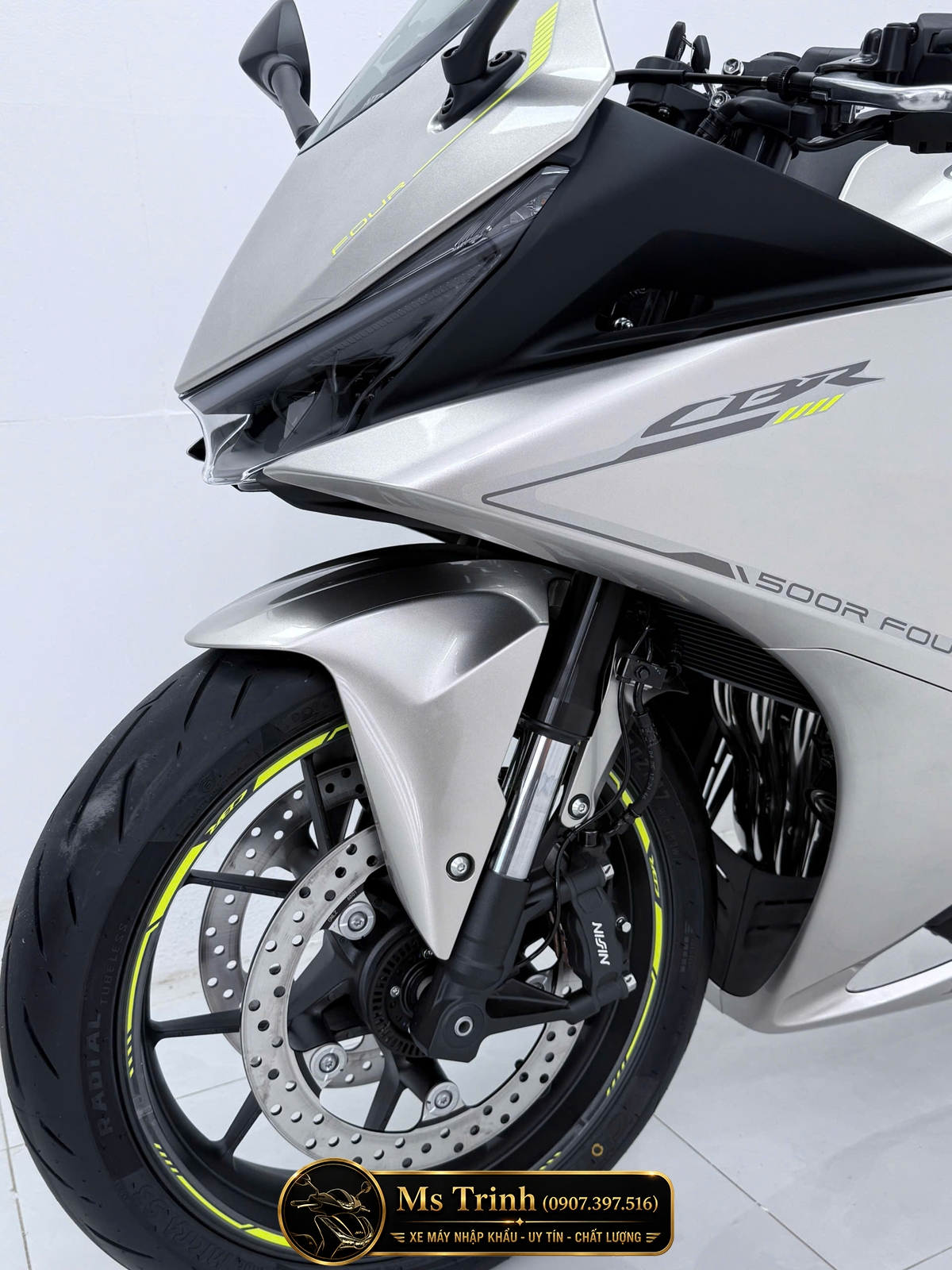 Phanh đĩa đôi và ABS 2 kênh và Phuộc USD hoàn thiện chất thể thao của CBR500R Four Phanh đĩa đôi và ABS 2 kênh và Phuộc USD hoàn thiện chất thể thao của CBR500R Four