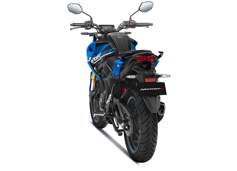 Góc chính diện phía sau Honda Hornet 2.0 2026 với lốp rộng và cụm đèn hậu
