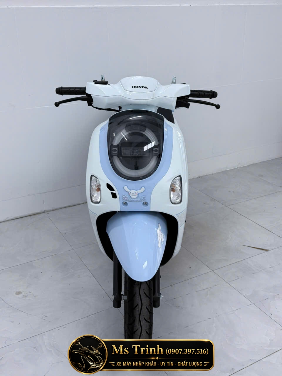 Cụm đèn LED tròn đặc trưng trên Honda Scoopy Cinnamoroll Limited Edition Cụm đèn LED tròn đặc trưng trên Honda Scoopy Cinnamoroll Limited Edition