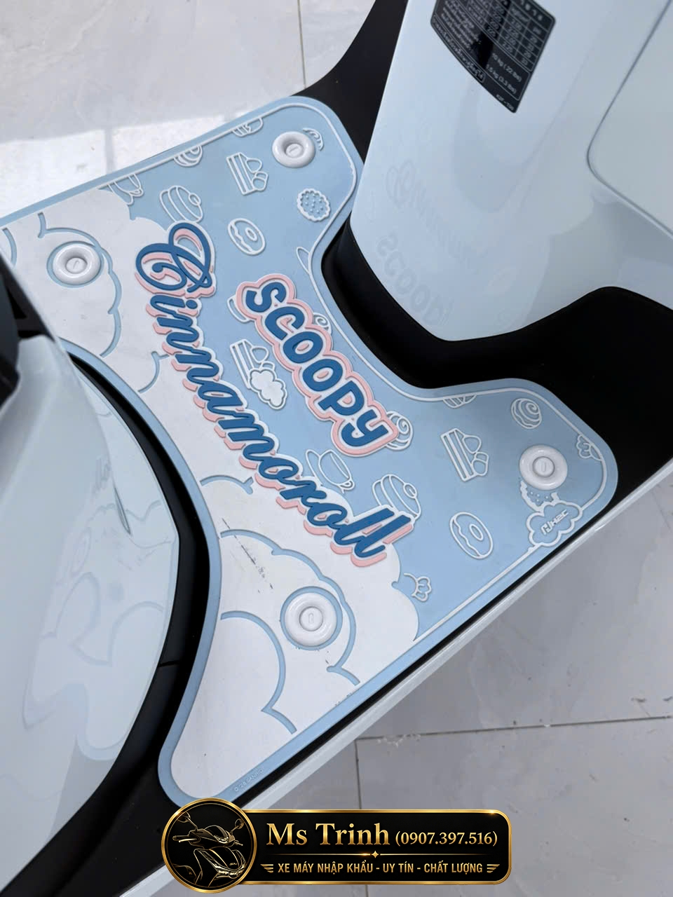 Chi tiết thảm sàn Scoopy Cinnamoroll thiết kế riêng theo chủ đề bánh ngọt Chi tiết thảm sàn Scoopy Cinnamoroll thiết kế riêng theo chủ đề bánh ngọt