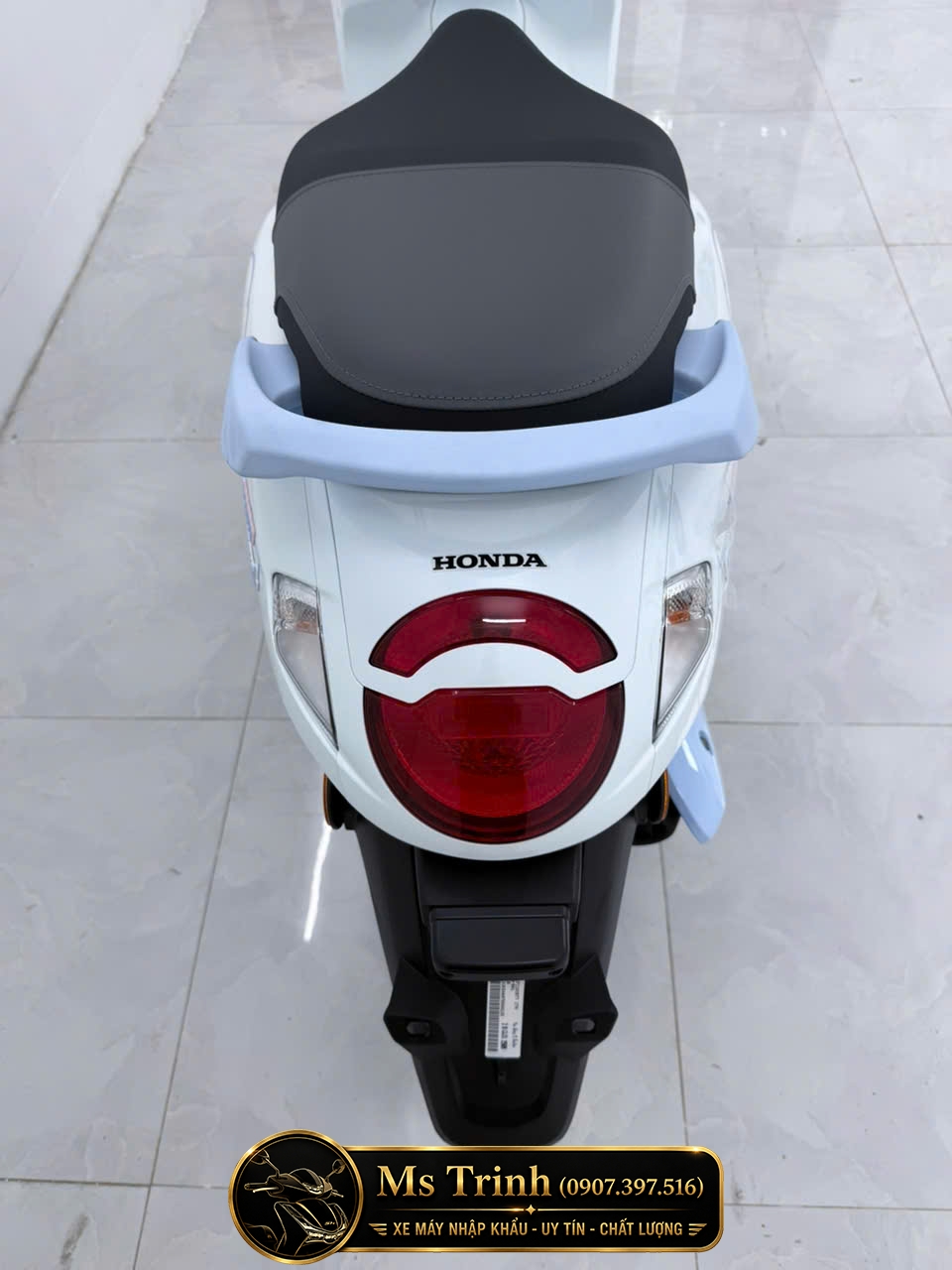 Thiết kế đuôi xe Honda Scoopy Limited Edition thanh lịch và khác biệt Thiết kế đuôi xe Honda Scoopy Limited Edition thanh lịch và khác biệt