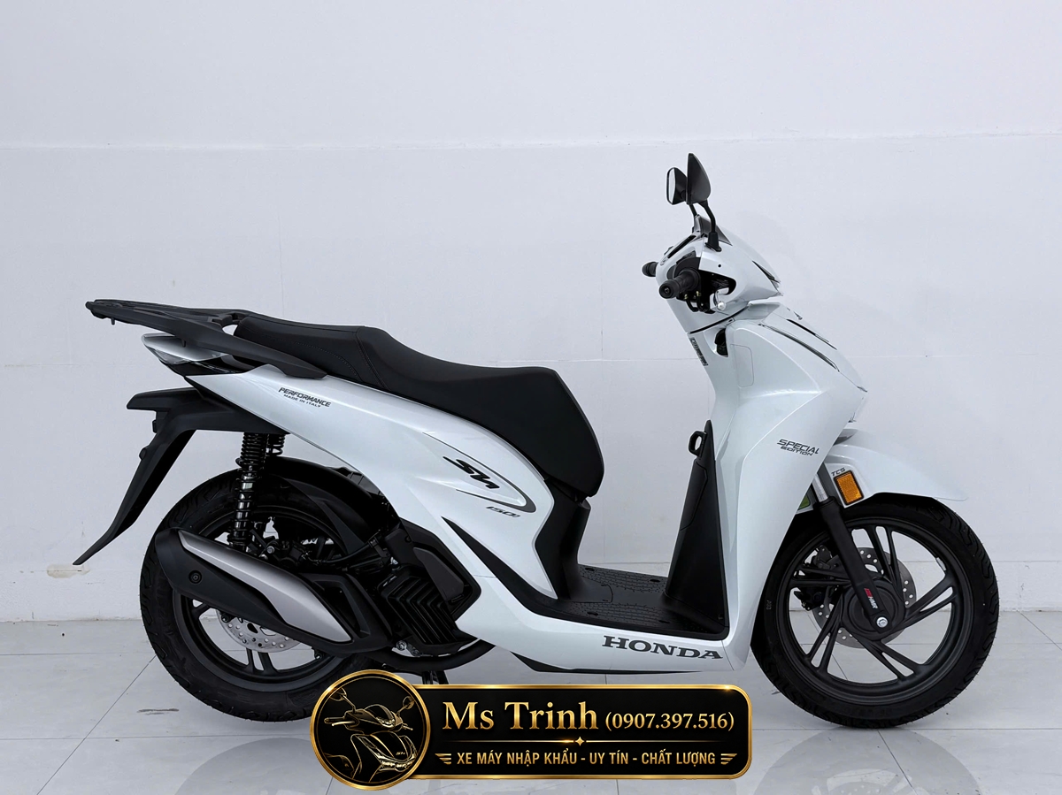Honda SH150i Special Edition Màu Trắng Nhập Ý 2026 HMR SH Ý Cao Cấp Giá Tốt Chính Ngạch Honda SH150i Special Edition Màu Trắng Nhập Ý 2026 HMR SH Ý Cao Cấp Giá Tốt Chính Ngạch