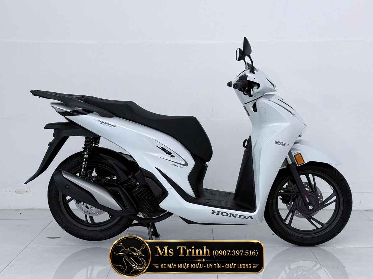 Honda SH150i Special Edition Màu Trắng Nhập Ý 2026 HMR SH Ý Cao Cấp Giá Tốt Chính Ngạch Honda SH150i Special Edition Màu Trắng Nhập Ý 2026 HMR SH Ý Cao Cấp Giá Tốt Chính Ngạch