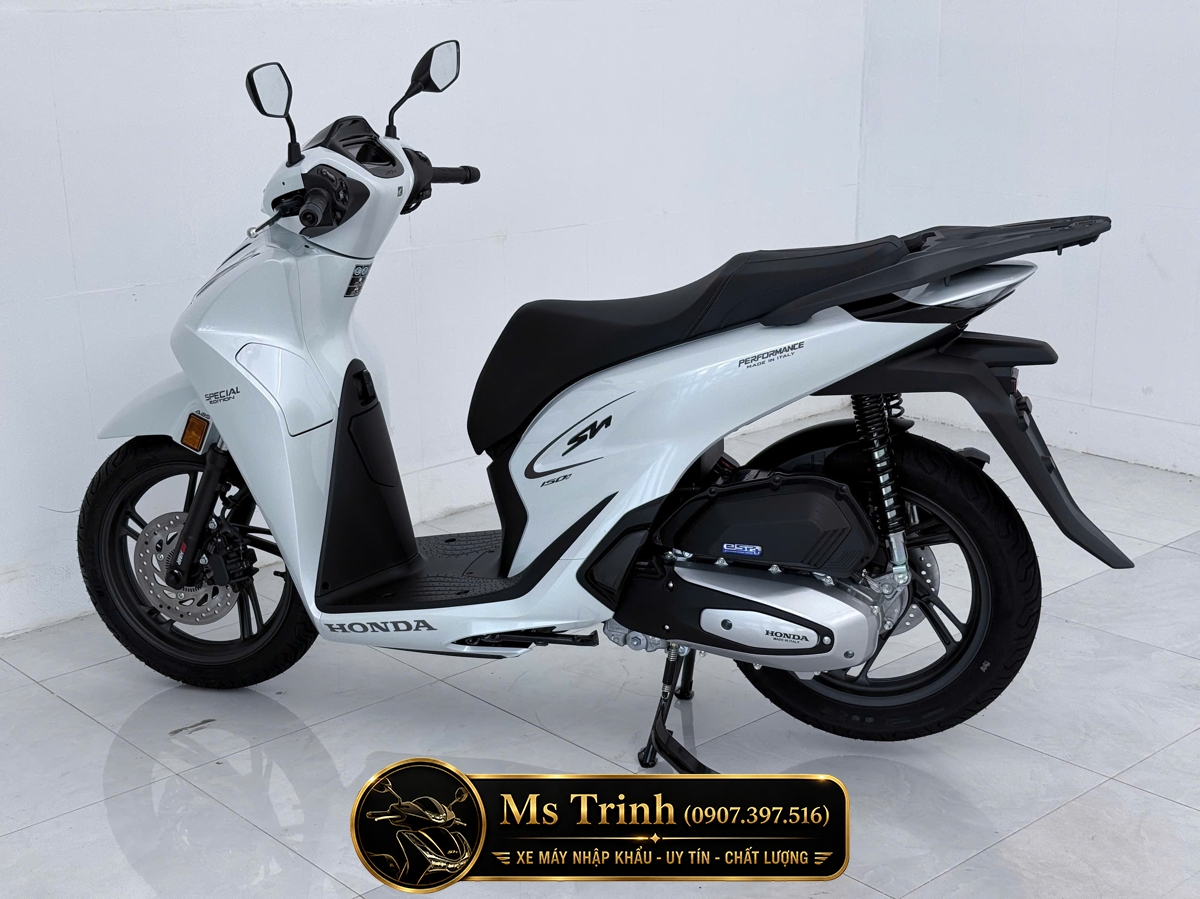 Honda SH150i Special Edition Màu Trắng Nhập Ý 2026 HMR SH Ý Cao Cấp Giá Tốt CHính Ngạch Honda SH150i Special Edition Màu Trắng Nhập Ý 2026 HMR SH Ý Cao Cấp Giá Tốt CHính Ngạch