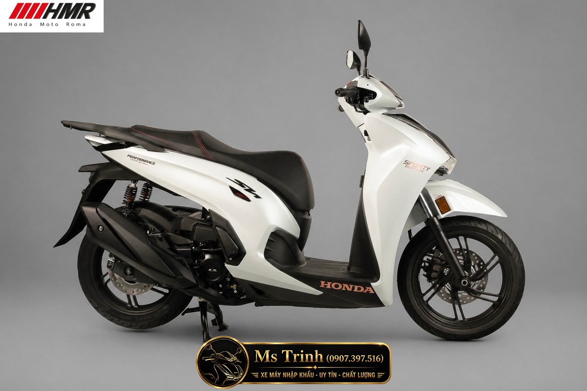 Honda SH350i nhập Ý 2026 phiên bản Sporty màu trắng mang vẻ đẹp thanh lịch đầy tinh tế