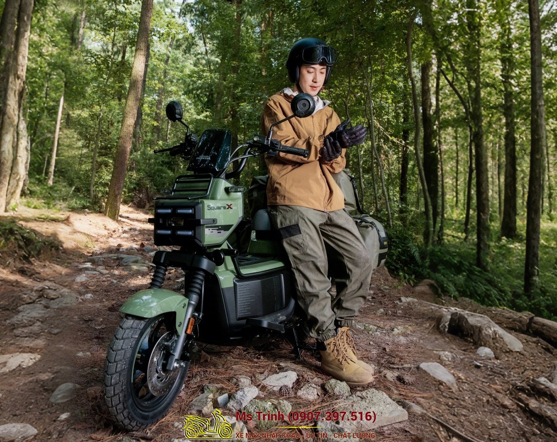 Honda SquareX 125 hộp vuông độc lạ - Phong cách 
