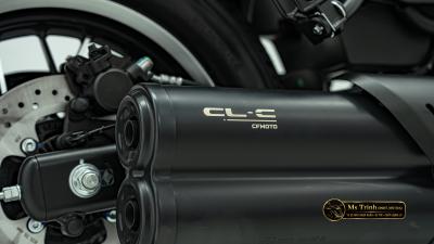 CFMOTO 450 CLC AMT 2026 trắng xanh Cruiser yên thấp 705 mm, số tự động nam nữ đều dễ cầm lái