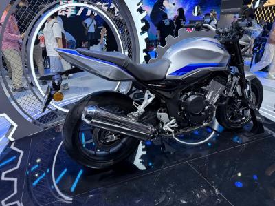 Honda CB500 SF Super Four siêu HOT Naked-Bike 4 Máy