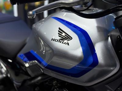 Honda CB500 SF Super Four siêu HOT Naked-Bike 4 Máy