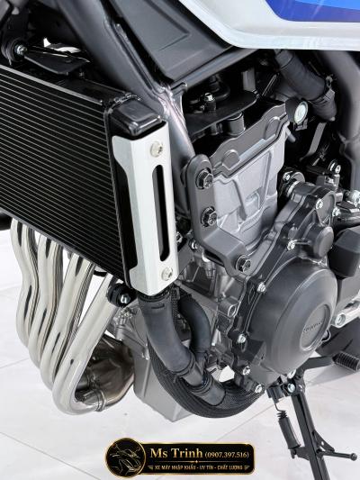 Honda CB500 SF Super Four siêu HOT Naked-Bike 4 Máy