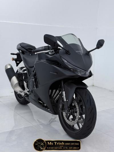 Honda CBR500R Four 2026 Giá xe, thông số, hình ảnh 3 màu Đỏ - Đen - Xám Bạc mới nhất