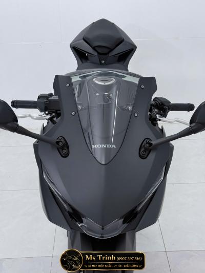 Honda CBR500R Four 2026 Giá xe, thông số, hình ảnh 3 màu Đỏ - Đen - Xám Bạc mới nhất