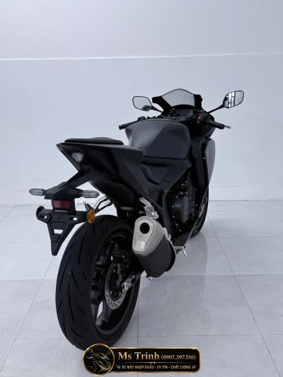 Honda CBR500R Four 2026 Giá xe, thông số, hình ảnh 3 màu Đỏ - Đen - Xám Bạc mới nhất