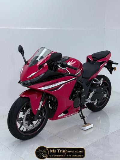 Honda CBR500R Four 2026 màu đỏ Dòng Sport Bike 4 xi lanh đầy uy lực
