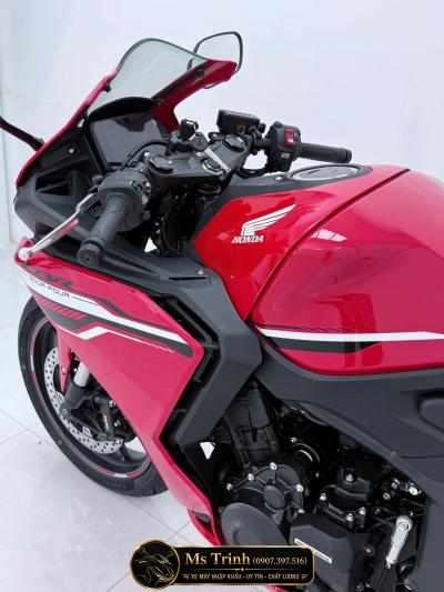 Honda CBR500R Four 2026 màu đỏ Dòng Sport Bike 4 xi lanh đầy uy lực