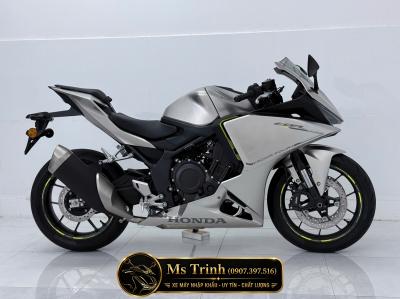 Honda CBR500R Four 2026 màu xám bạc - Lạnh từ ánh nhìn, nóng khi động cơ thức giấc