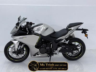 Honda CBR500R Four 2026 màu xám bạc - Lạnh từ ánh nhìn, nóng khi động cơ thức giấc