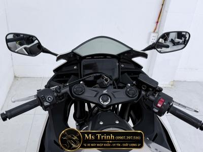Honda CBR500R Four 2026 màu xám bạc - Lạnh từ ánh nhìn, nóng khi động cơ thức giấc
