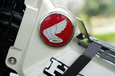 Honda CT125 2025 Trắng Sữa full phụ kiện đồ chơi