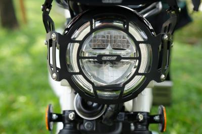 Honda CT125 2025 Trắng Sữa full phụ kiện đồ chơi