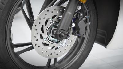 Honda SH150 Ý Màu Trắng Pha Lê 2026 - Nhập Khẩu Ý Nguyên Xe Nguyên Thùng