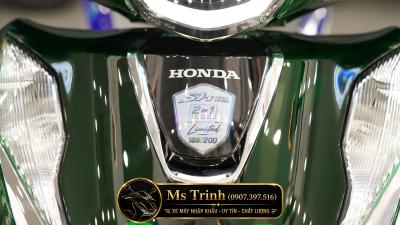 Honda SH150i Italy Vetro Super 2 in 1 Green – Sapphire: Tuyệt tác hai sắc xanh hiếm có