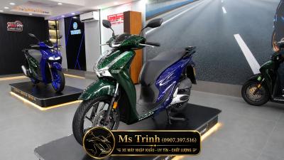 Honda SH150i Italy Vetro Super 2 in 1 Green – Sapphire: Tuyệt tác hai sắc xanh hiếm có