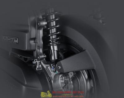 Honda SquareX 125 hộp vuông độc lạ - Phong cách