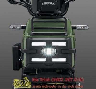 Honda SquareX 125 hộp vuông độc lạ - Phong cách