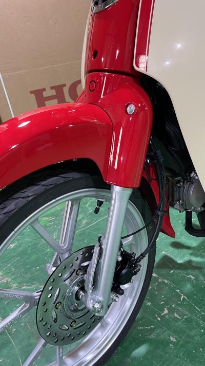 Honda Super Cub 110 ABS Hello Kitty Made in Japan - Phiên Bản Giới Hạn