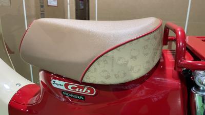 Honda Super Cub 110 ABS Hello Kitty Made in Japan - Phiên Bản Giới Hạn