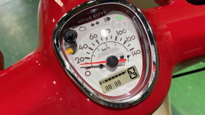 Honda Super Cub 110 ABS Hello Kitty Made in Japan - Phiên Bản Giới Hạn