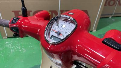Honda Super Cub 110 ABS Hello Kitty Made in Japan - Phiên Bản Giới Hạn