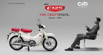 Honda Super Cub 125 Custom Edition 2025 màu trắng Thái Lan