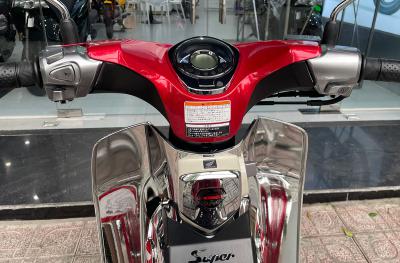 Honda Super Cub 125 Final Edition 2024 màu đỏ nhập Nhật, giới hạn 100 xe