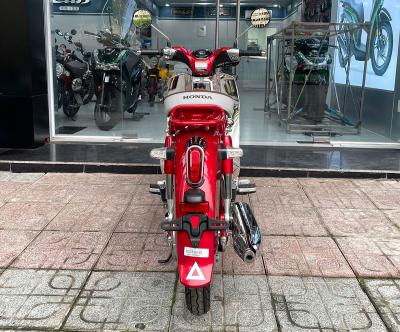 Honda Super Cub 125 Final Edition 2024 màu đỏ nhập Nhật, giới hạn 100 xe