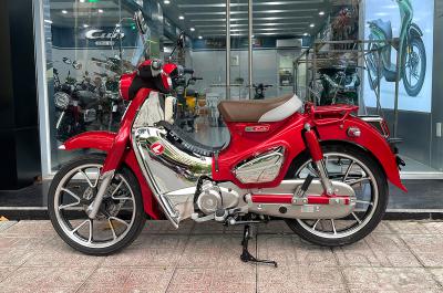 Honda Super Cub 125 Final Edition 2024 màu đỏ nhập Nhật, giới hạn 100 xe