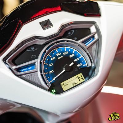 Honda Wave 125i Special Edition 2025 Thailands cao cấp, độc đáo
