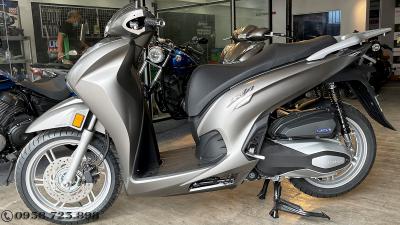 SH350i 2021 Italia, Ngắm nét đẹp linh kiện, đẹp lung linh