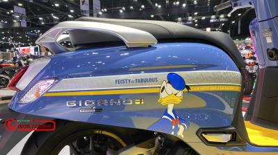 Xe Honda Giorno+ Donald Duck Disney - kỷ niệm 90 năm sinh nhật Vịt kinh điển