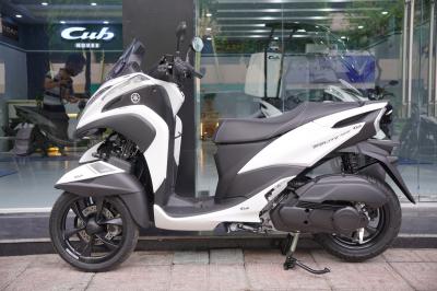 Yamaha Tricity 155 bánh đôi màu trắng Nhật chính ngạch, giá rẻ
