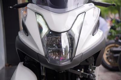 Yamaha Tricity 155 bánh đôi màu trắng Nhật chính ngạch, giá rẻ