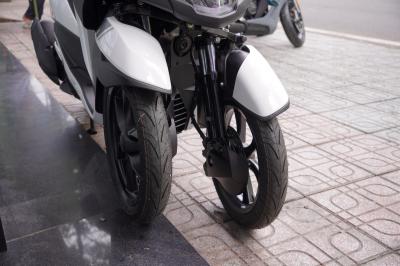 Yamaha Tricity 155 bánh đôi màu trắng Nhật chính ngạch, giá rẻ