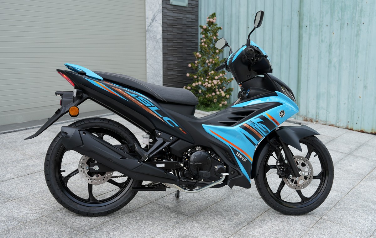 Yamaha 135LC Fi 2025 được trang bị động cơ 135cc, 4 thì, làm mát bằng dung dịch