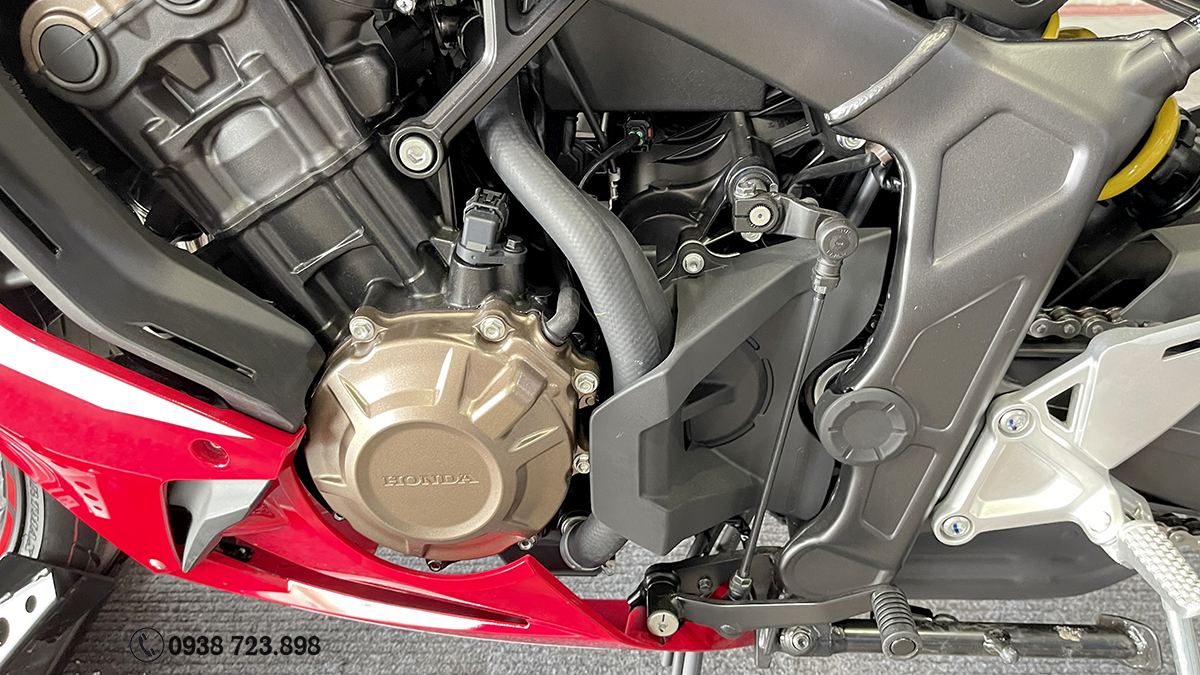 Động cơ xe Honda CBR650R 2021