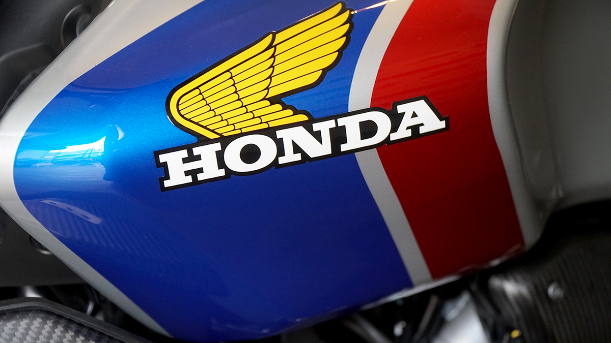 tem Honda CB1000R Plus 2019 Limited